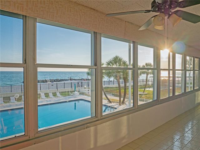 7000 BEACH PLAZA 202, St Pete Beach, FL 33706