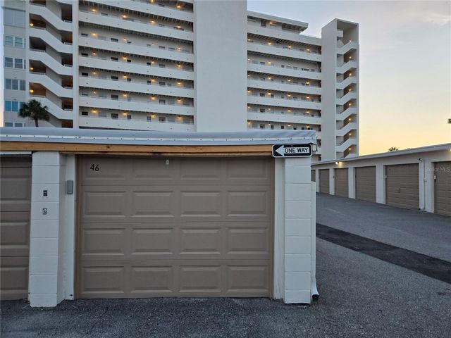 7000 BEACH PLAZA 202, St Pete Beach, FL 33706