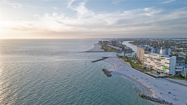 7000 BEACH PLAZA 202, St Pete Beach, FL 33706