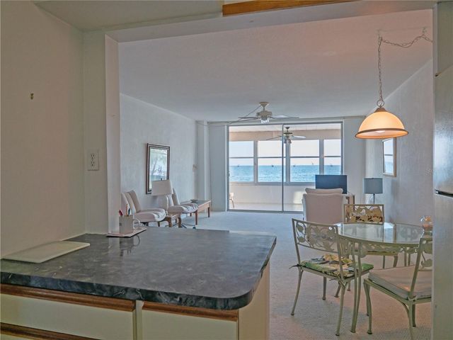 7000 BEACH PLAZA 202, St Pete Beach, FL 33706