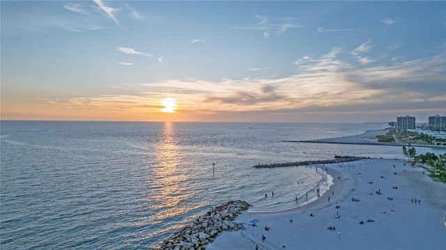 7000 BEACH PLAZA 202, St Pete Beach, FL 33706