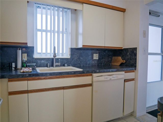 7000 BEACH PLAZA 202, St Pete Beach, FL 33706