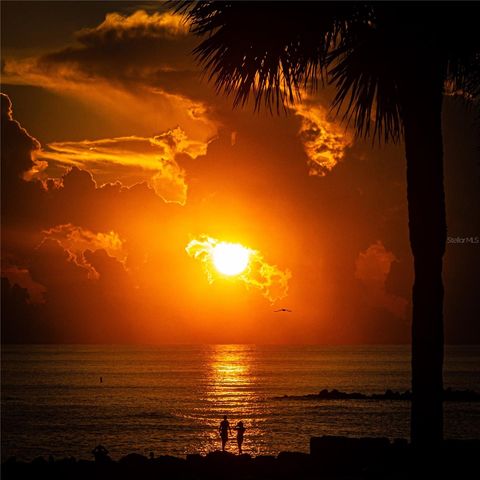 7000 BEACH PLAZA 202, St Pete Beach, FL 33706