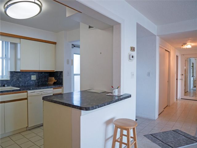 7000 BEACH PLAZA 202, St Pete Beach, FL 33706