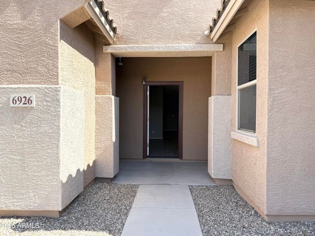 6926 W TOWNLEY Avenue, Peoria, AZ 85345