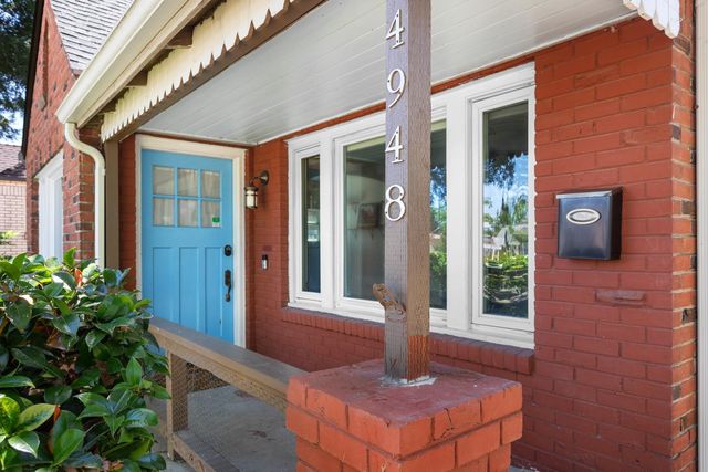 4948-4946 10th Ave, Sacramento, CA 95820