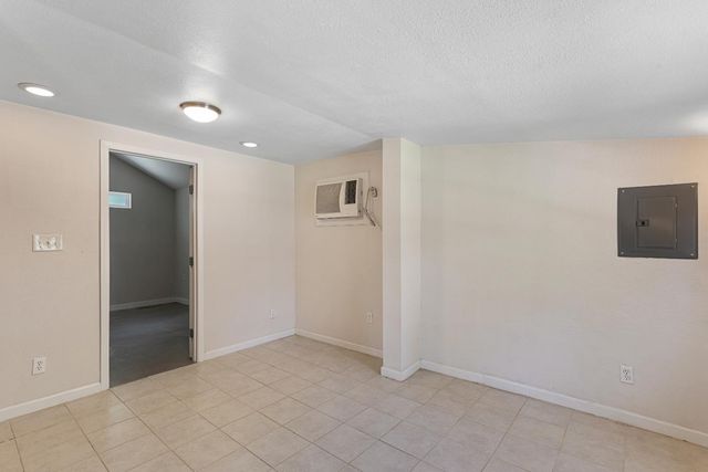 4948-4946 10th Ave, Sacramento, CA 95820