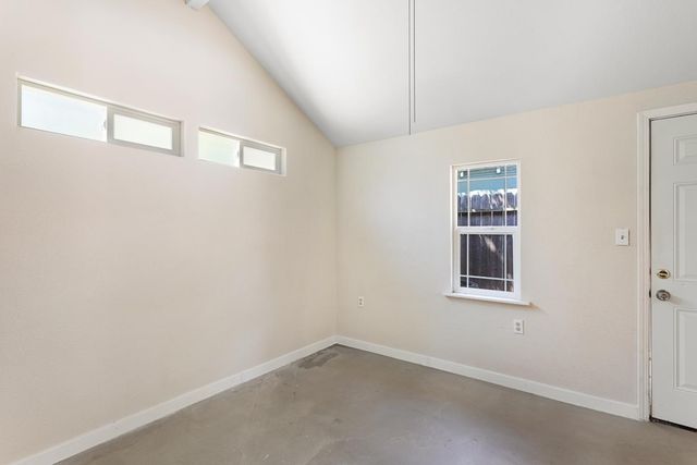 4948-4946 10th Ave, Sacramento, CA 95820