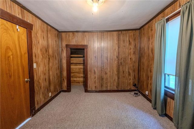 1104 W 4th Street, Coffeyville, KS 67337