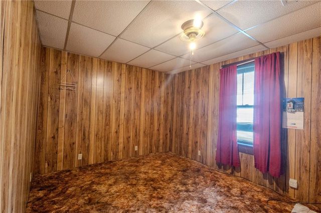 1104 W 4th Street, Coffeyville, KS 67337