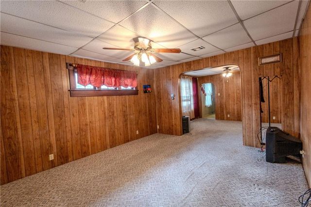 1104 W 4th Street, Coffeyville, KS 67337