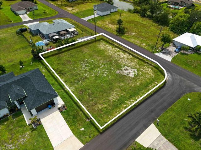 1320 NE 19th ST, Cape Coral, FL 33909