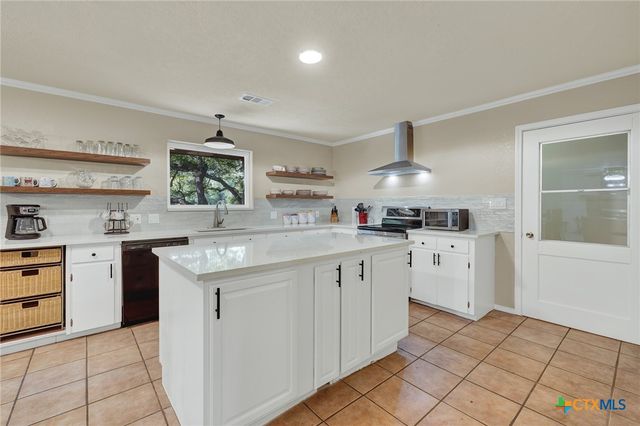 1380 Ponderosa Drive, New Braunfels, TX 78132