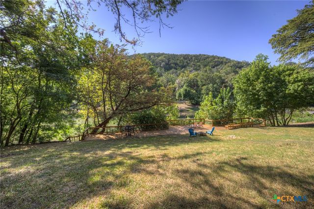 1380 Ponderosa Drive, New Braunfels, TX 78132