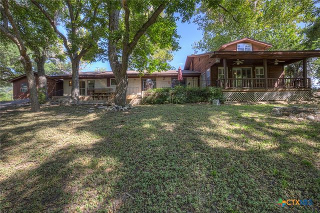 1380 Ponderosa Drive, New Braunfels, TX 78132