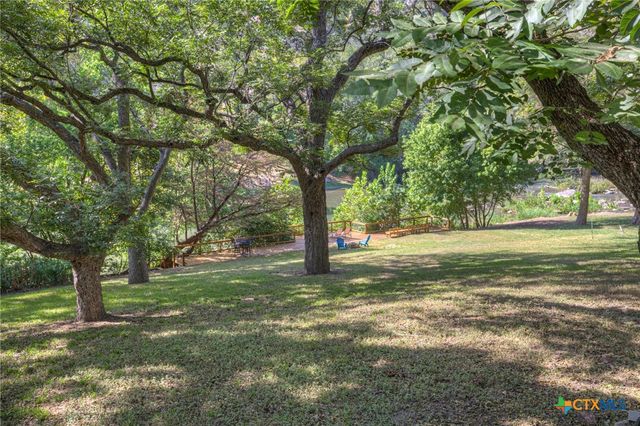 1380 Ponderosa Drive, New Braunfels, TX 78132