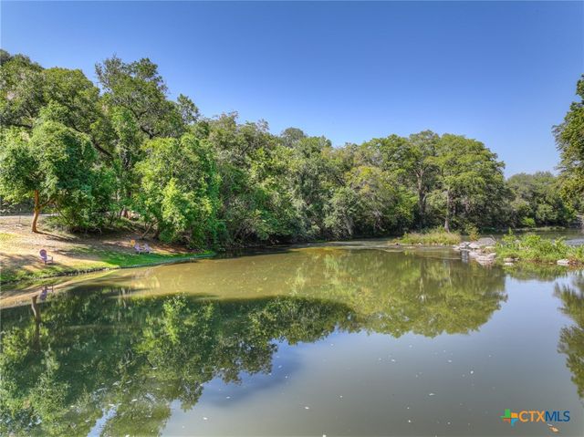 1380 Ponderosa Drive, New Braunfels, TX 78132