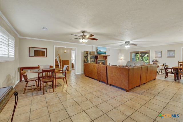 1380 Ponderosa Drive, New Braunfels, TX 78132