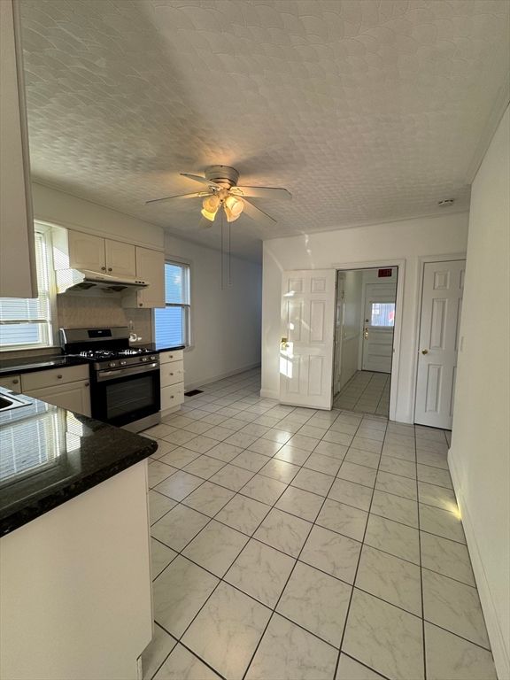 190 Sylvan St. 190, Malden, MA 02148