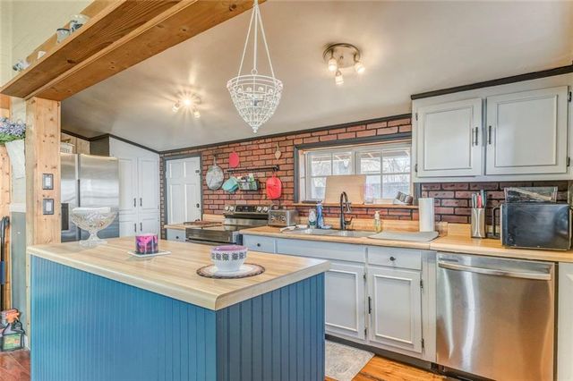 30 N Oak Street, Aragon, GA 30104