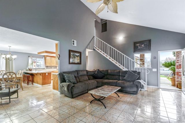 1755 3rd St, Lincoln, CA 95648