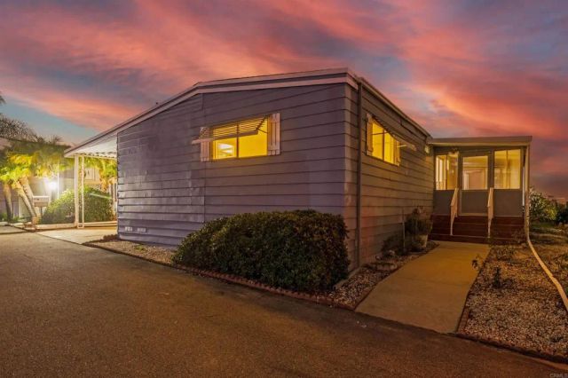 243 Havenview Lane, Oceanside, CA 92056