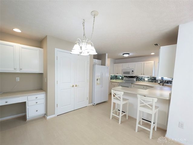 107 Settlers Trail, Englewood, OH 45322
