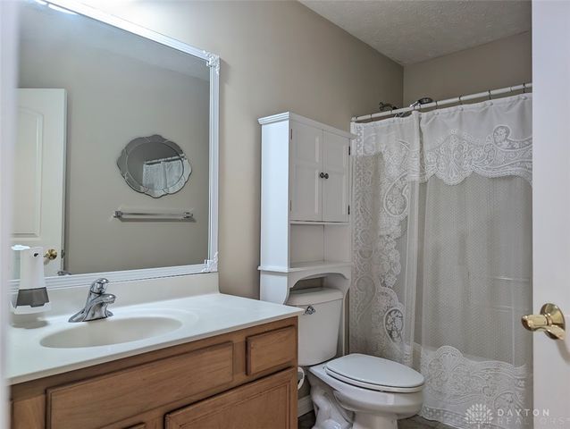 107 Settlers Trail, Englewood, OH 45322
