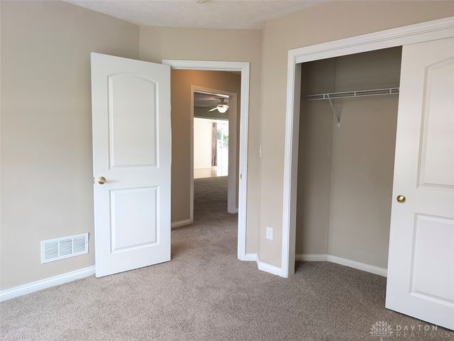 107 Settlers Trail, Englewood, OH 45322