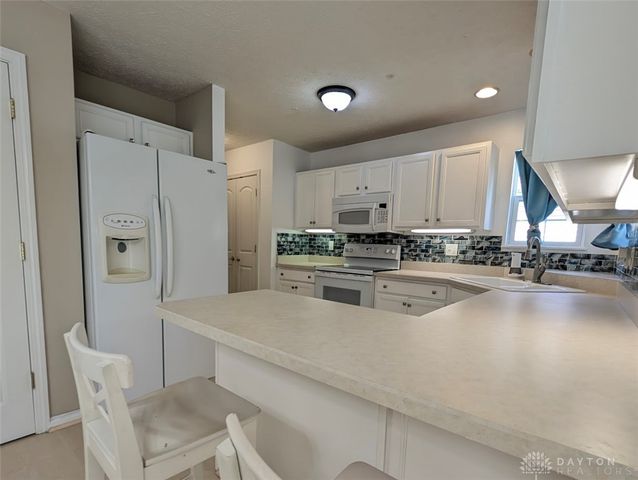 107 Settlers Trail, Englewood, OH 45322
