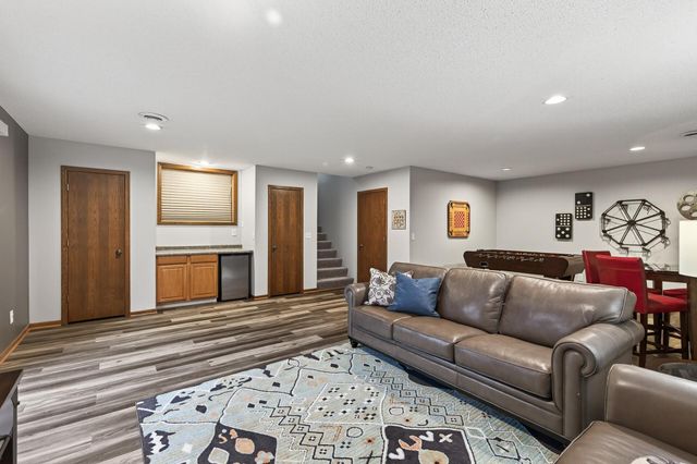 13182 Zion Street NW, Coon Rapids, MN 55448