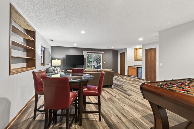 13182 Zion Street NW, Coon Rapids, MN 55448