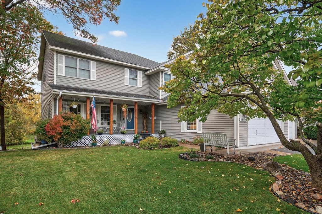 13182 Zion Street NW, Coon Rapids, MN 55448