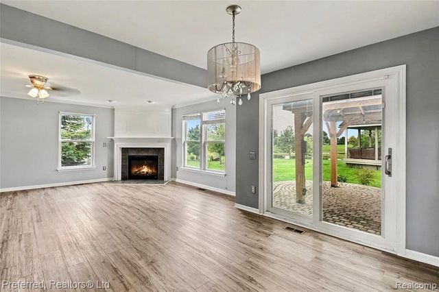 27886 Bluebird Drive, Flat Rock, MI 48134