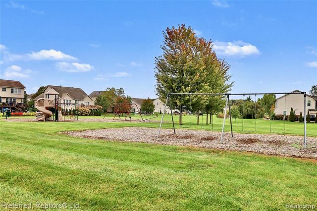 27886 Bluebird Drive, Flat Rock, MI 48134