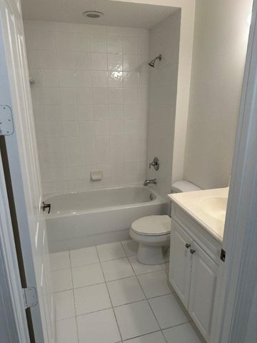 8290 NW 128th Lane 38-B, Pompano Beach, FL 33076