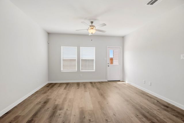 1885 Redwood Lane, Dayton, TX 77535