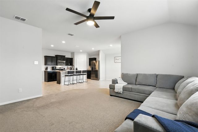 3441 Valley Bend Drive, Fort Worth, TX 76123