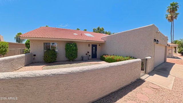 10117 E CHESTNUT Drive, Sun Lakes, AZ 85248