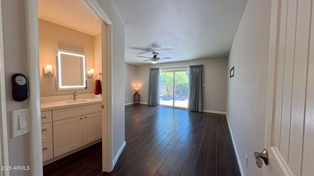 Image 30 of property listing at 10117 E CHESTNUT Drive, Sun Lakes, AZ 85248