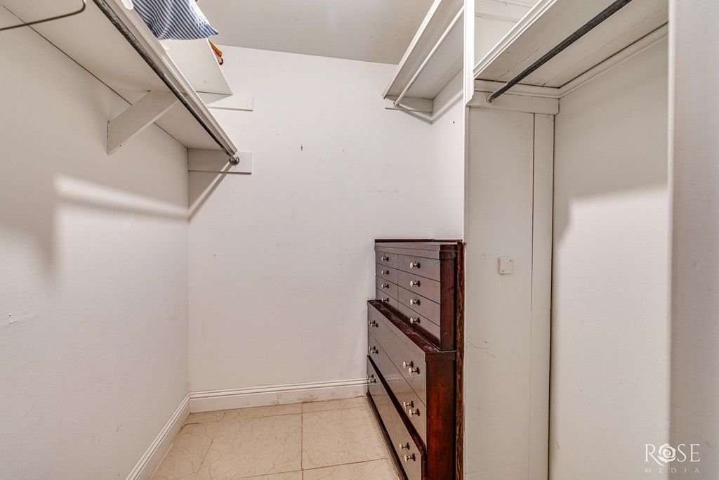 Image 21 of property listing at 3849 Sunset Drive, San Angelo, TX 76904