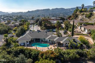 2460 Las Positas Road, Glendale, CA 91208