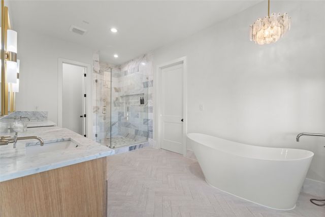 9000 Forest Hills Boulevard, Dallas, TX 75218