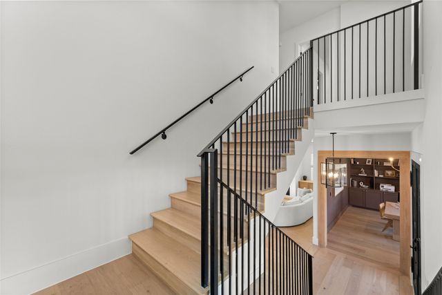 9000 Forest Hills Boulevard, Dallas, TX 75218