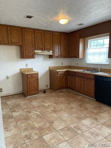 73 County Road 869 Road, Valley Grande, AL 36701