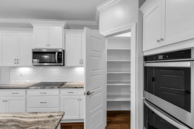 4314 Attleboro Dr, Murfreesboro, TN 37128