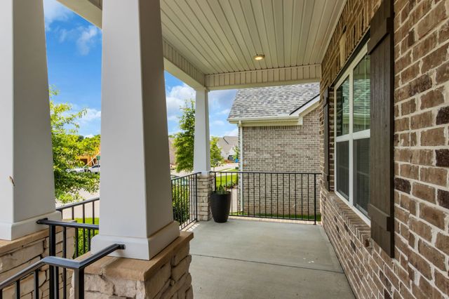 4314 Attleboro Dr, Murfreesboro, TN 37128