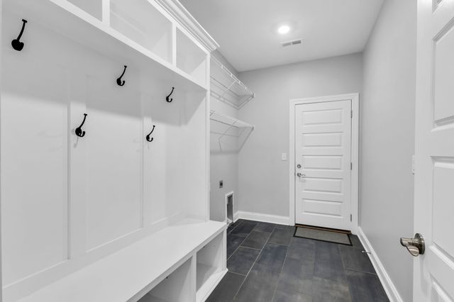 4314 Attleboro Dr, Murfreesboro, TN 37128