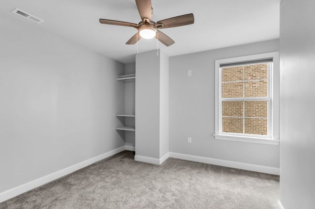 4314 Attleboro Dr, Murfreesboro, TN 37128