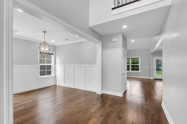 4314 Attleboro Dr, Murfreesboro, TN 37128